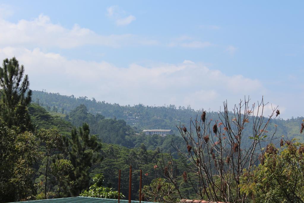 Royal Mount Hotel Kandy Exteriör bild