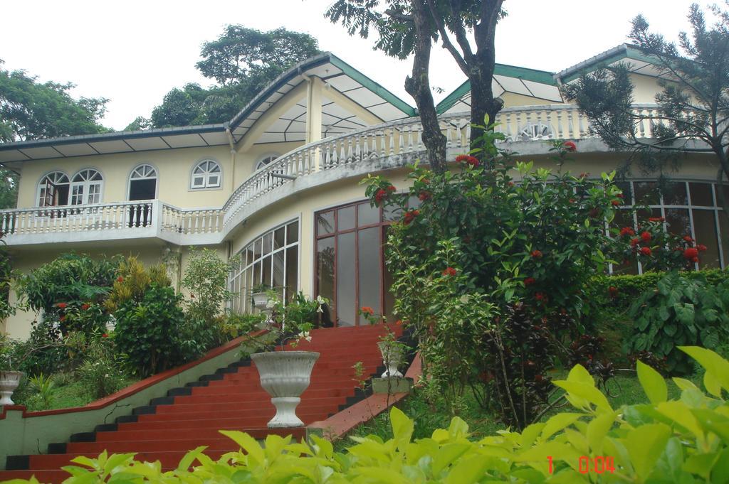 Royal Mount Hotel Kandy Exteriör bild