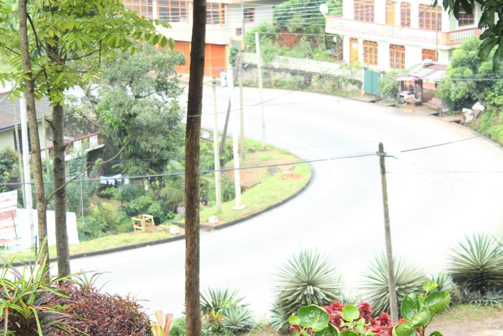 Royal Mount Hotel Kandy Exteriör bild
